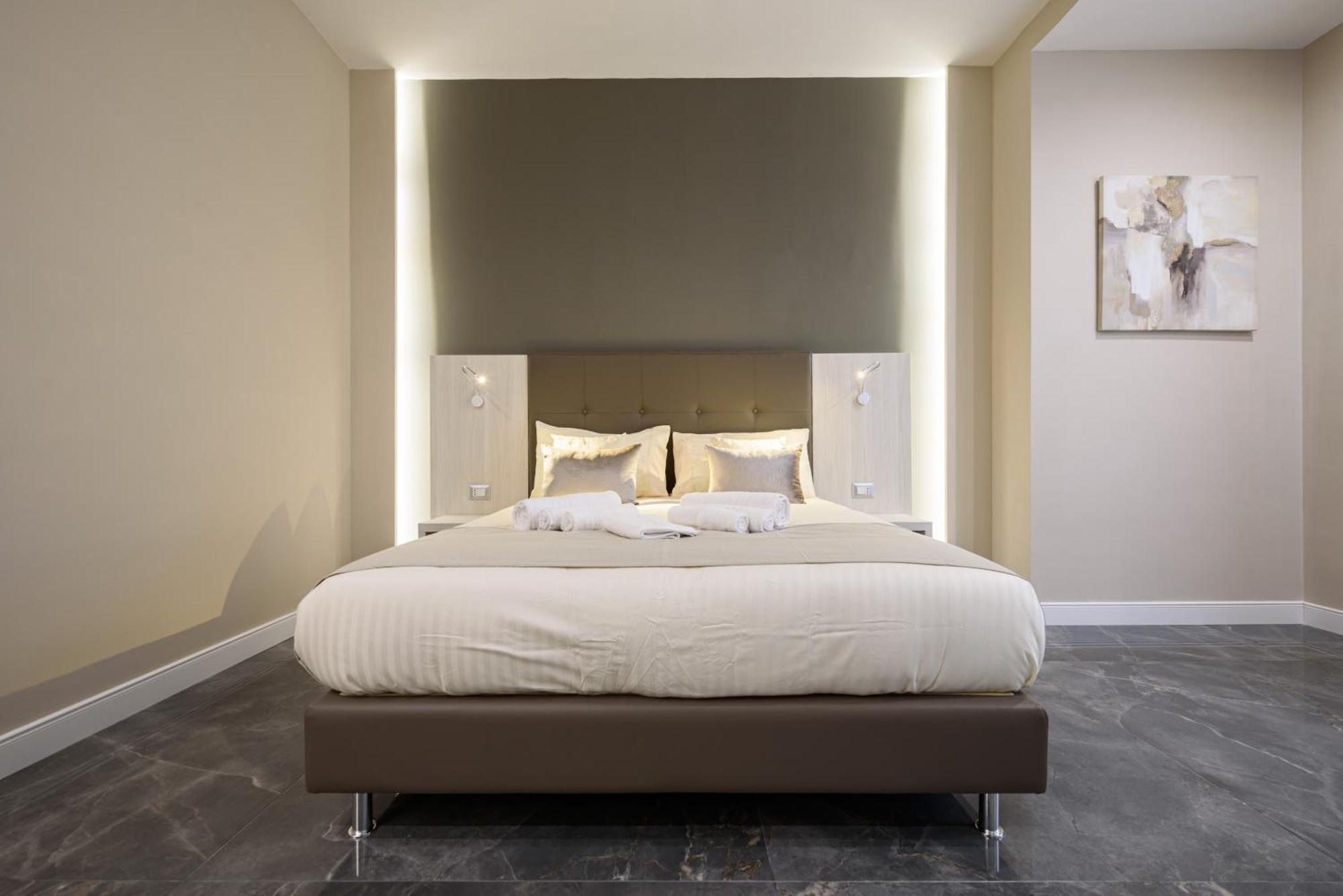 Deda & Fove Hotel Naples Luaran gambar