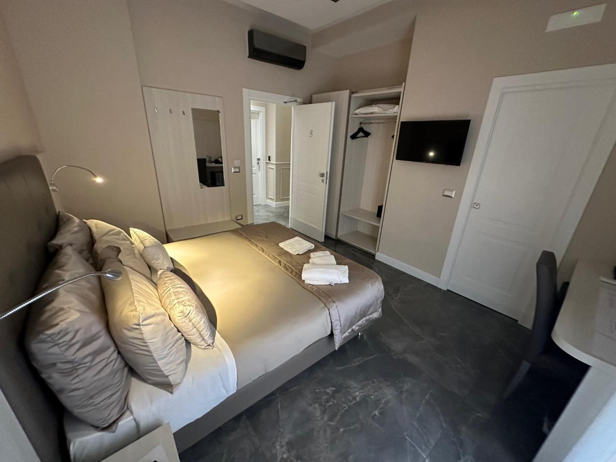 Deda & Fove Hotel Naples Luaran gambar